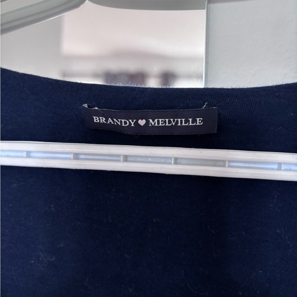 Brandy Melville Navy Runched Longsleeve Top - Picture 4 of 5